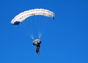 开云官方app入口-斯通斯之夜，当个人天赋在NBA季后赛的熔炉中淬炼成钢