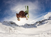 开云体育官网-英超争冠焦点战，多特蒙德绝杀沙特的背后，一场足球世界的奇妙交汇