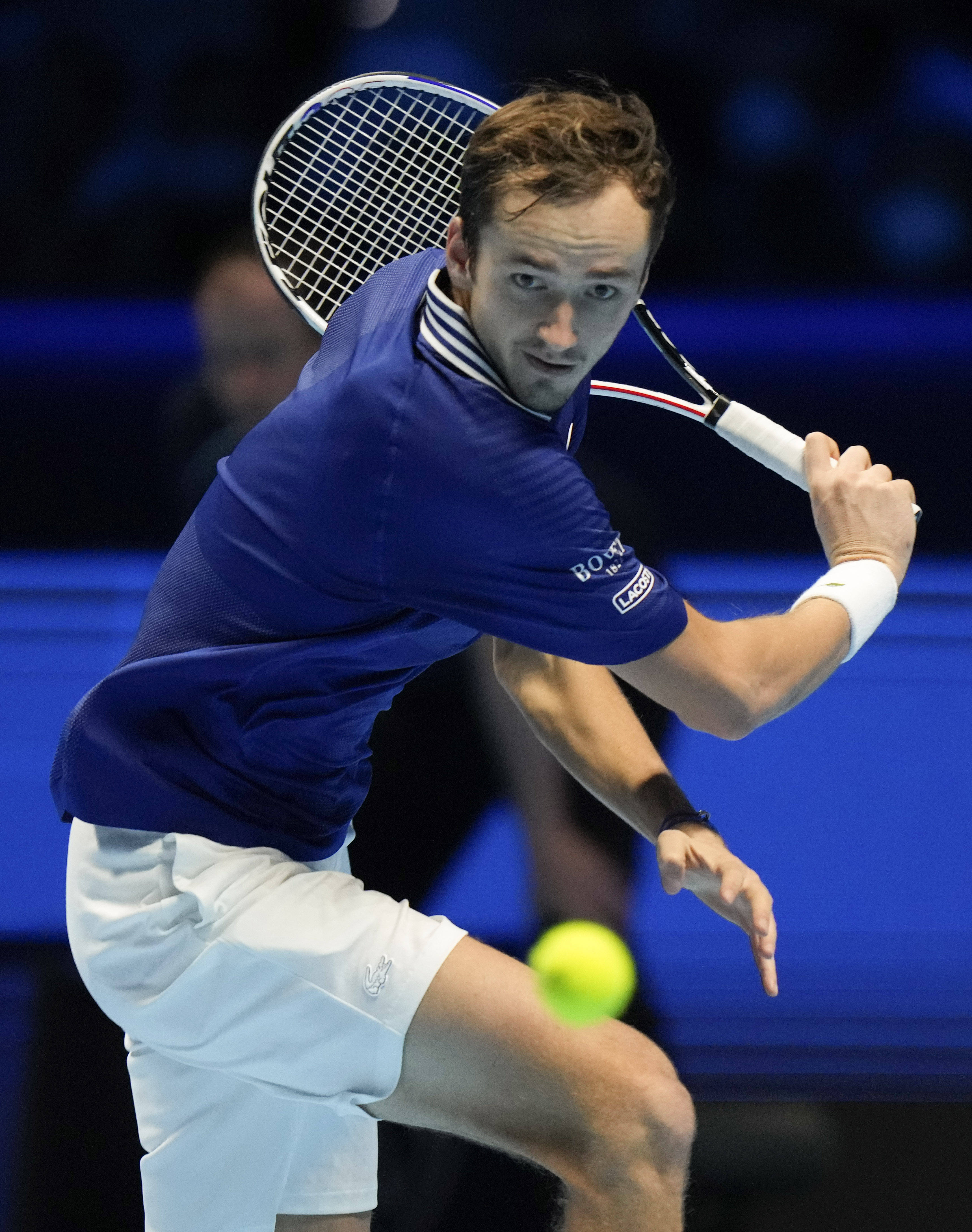 欧洲网球队险胜德国网球队，梅德韦杰夫三分雨点燃全场的简单介绍