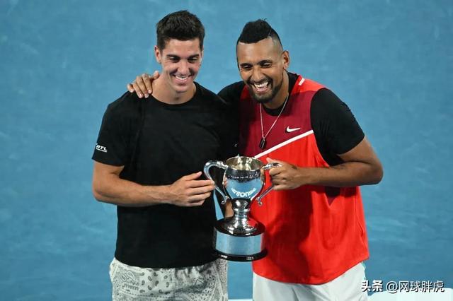 包含欧洲网球队横扫澳大利亚网球队,克耶高斯送出助攻的词条 包含欧洲网球队横扫澳大利亚网球队,克耶高斯送出助攻的词条