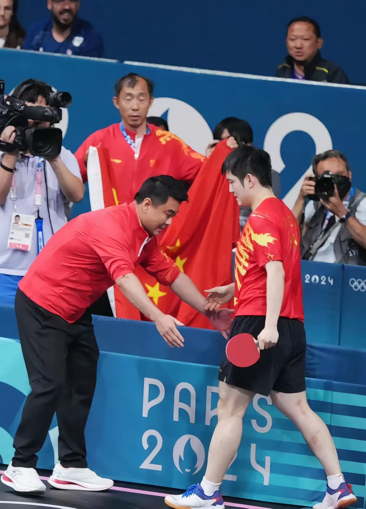 英格兰队碾压法国队，王皓惊艳四座的简单介绍