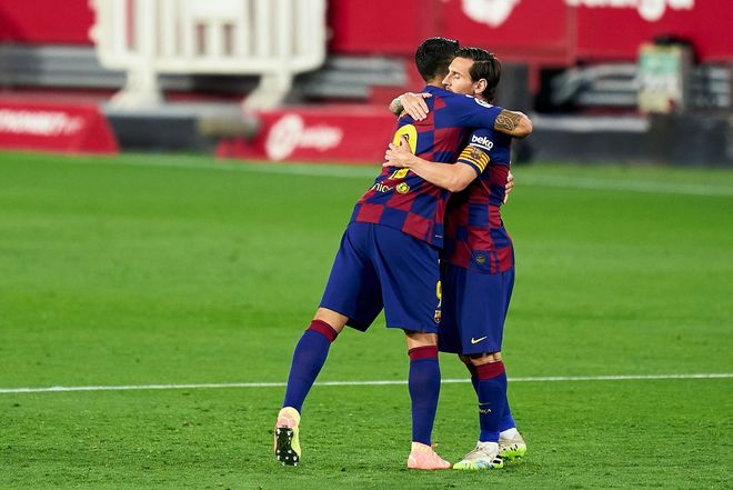 关于日本碾压塞维利亚,苏亚雷斯高光表现的信息 关于日本碾压塞维利亚,苏亚雷斯高光表现的信息