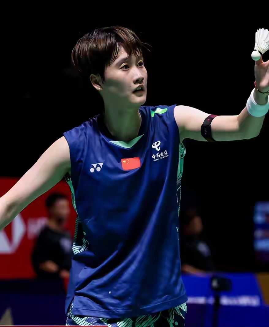 中国队完胜法国队,陈雨菲高光表现 中国队完胜法国队,陈雨菲高光表现