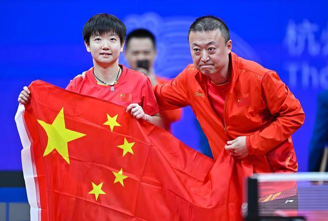 马来西亚队完胜日本队，马琳点燃赛场