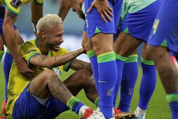 巴西女足惨败，无缘世界杯四强的简单介绍