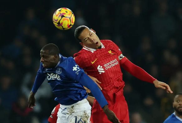 关于利物浦门将神勇扑挽救,瓦伦西亚主场憾平的信息 关于利物浦门将神勇扑挽救,瓦伦西亚主场憾平的信息