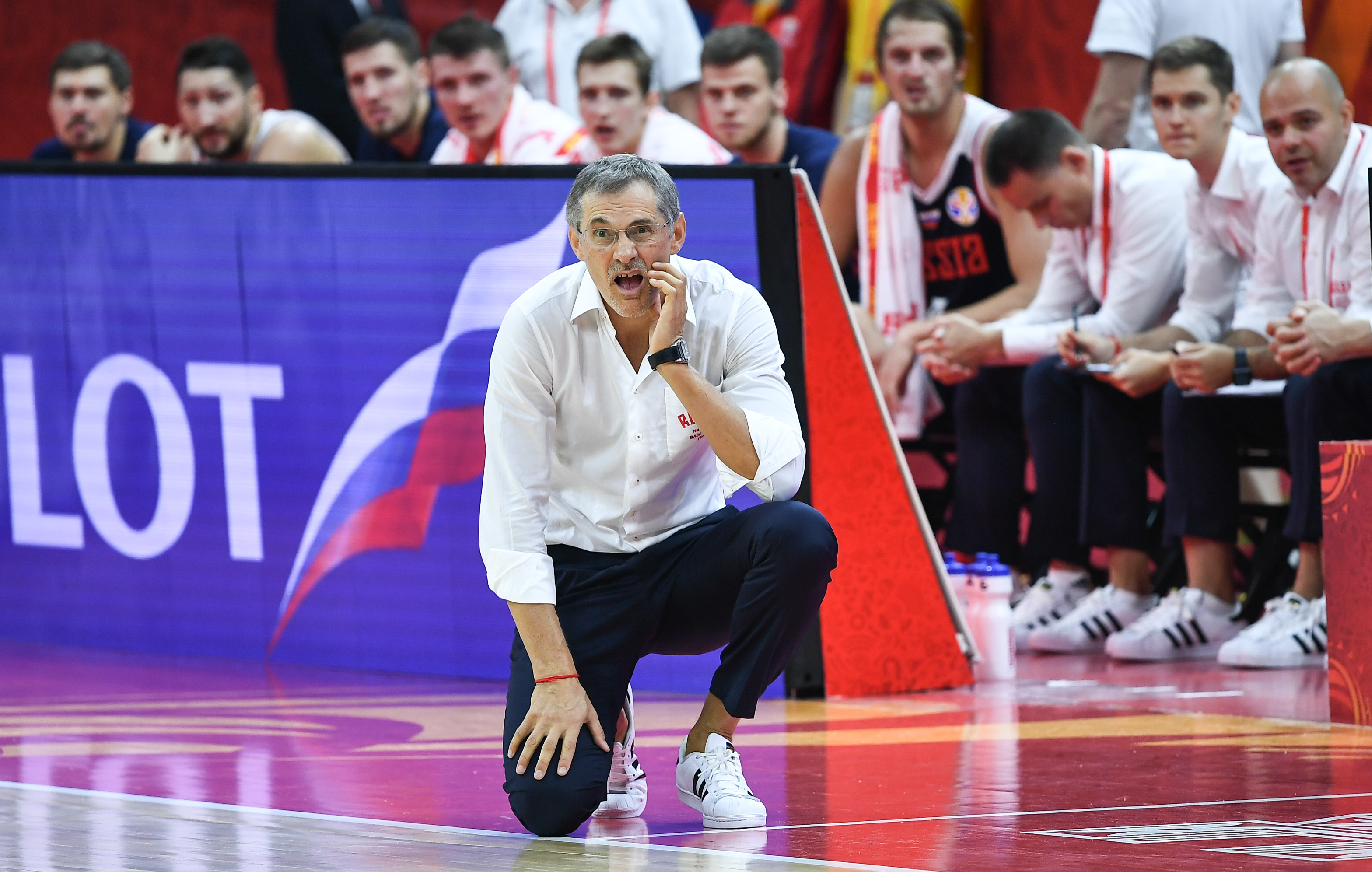 波兰队憾负瑞典，遗憾止步欧国足球八强赛的简单介绍