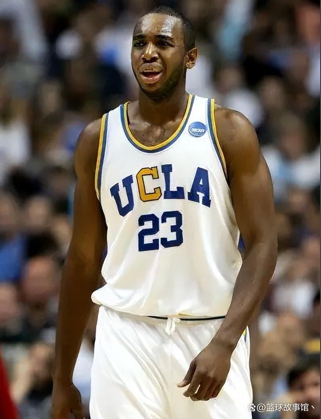 非洲篮球赛事掀起狂潮,球员瞄准冠军奖杯的简单介绍 非洲篮球赛事掀起狂潮,球员瞄准冠军奖杯的简单介绍