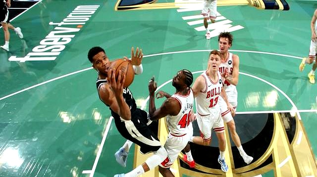 关于雄鹿八分大胜公牛略负后仍需战斗的信息