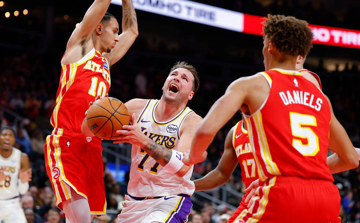 关于湖人遭遇五连败，主帅面临下课危机的信息