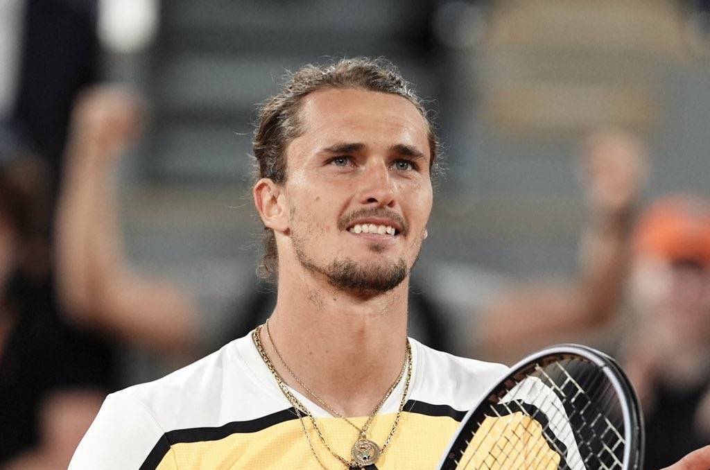 包含拉沃尔杯绝杀法网,兹维列夫统治全场的词条 包含拉沃尔杯绝杀法网,兹维列夫统治全场的词条