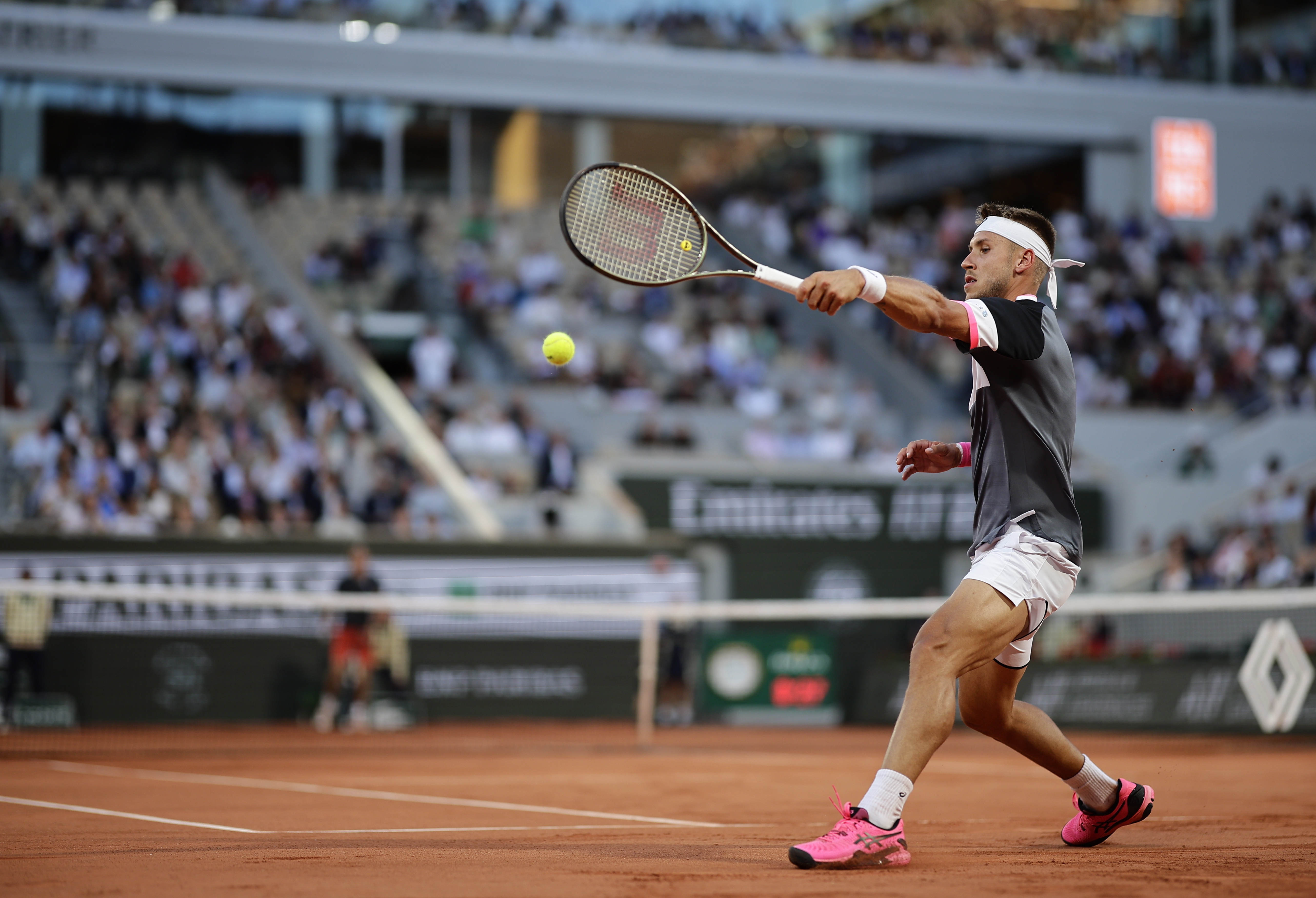 包含拉沃尔杯绝杀法网,兹维列夫统治全场的词条 包含拉沃尔杯绝杀法网,兹维列夫统治全场的词条