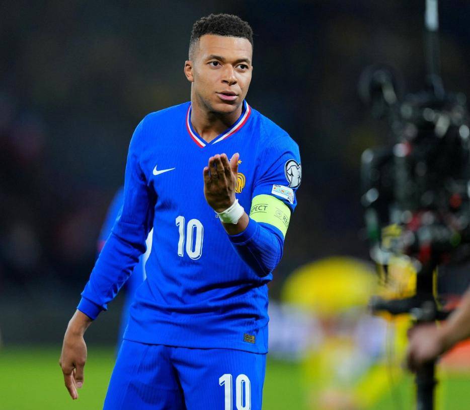 法国-遭遇意大利,小组赛失利难保希望的简单介绍 法国-遭遇意大利,小组赛失利难保希望的简单介绍