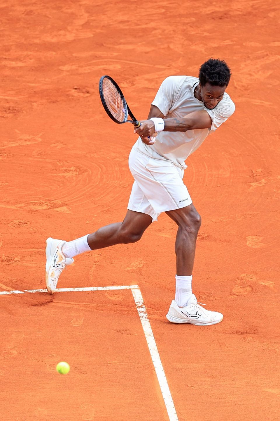 包含蒙特卡洛大师赛逆转年终总决赛，梅德韦杰夫惊艳四座的词条