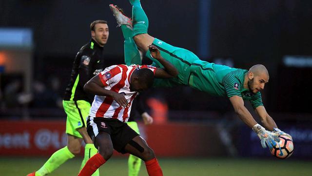 罗马门将连续扑救，力保球队不败战绩的简单介绍