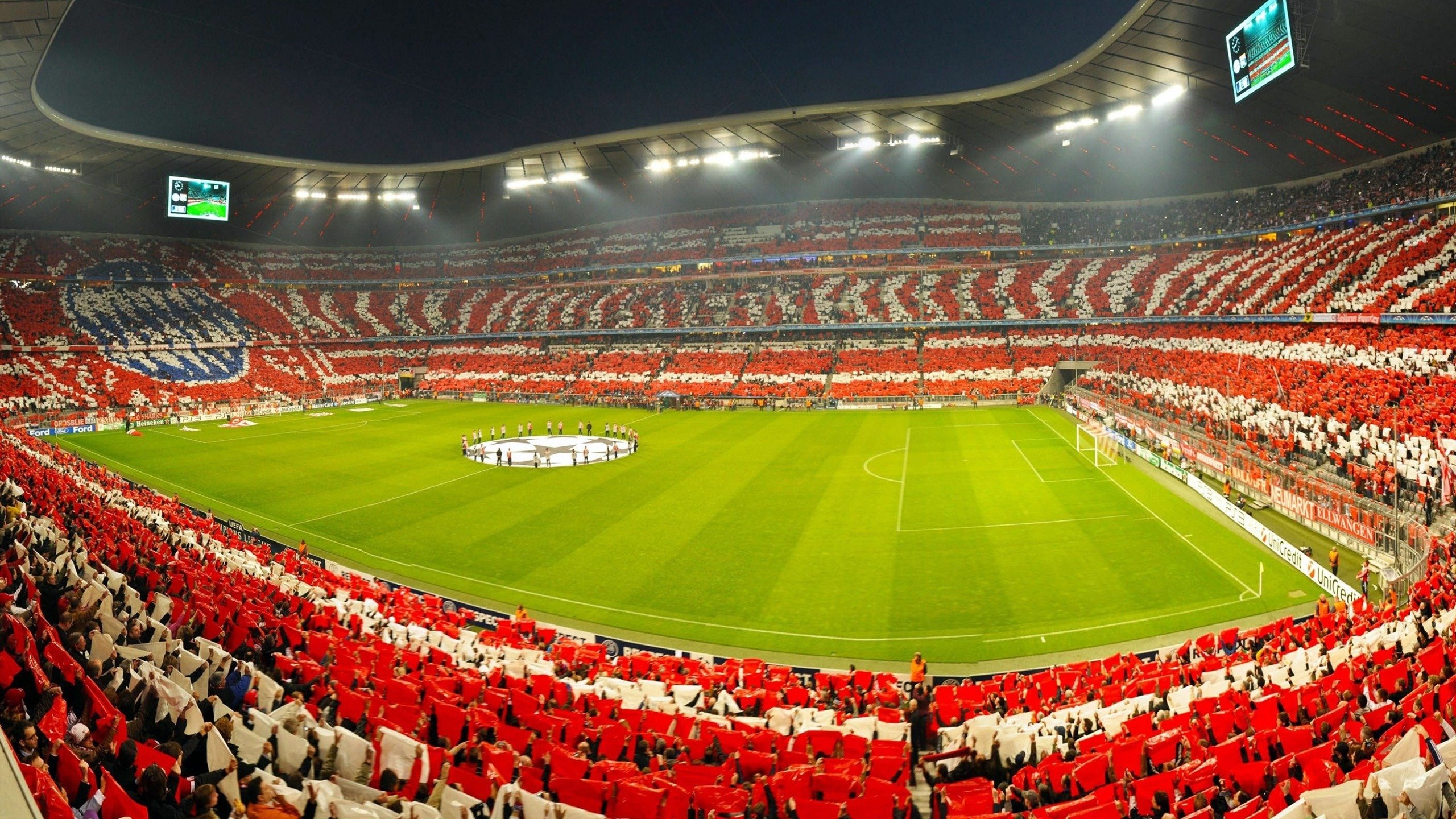 阿坎吉表现堪称教科书,利物浦主场粉碎佛罗伦萨晋级之路