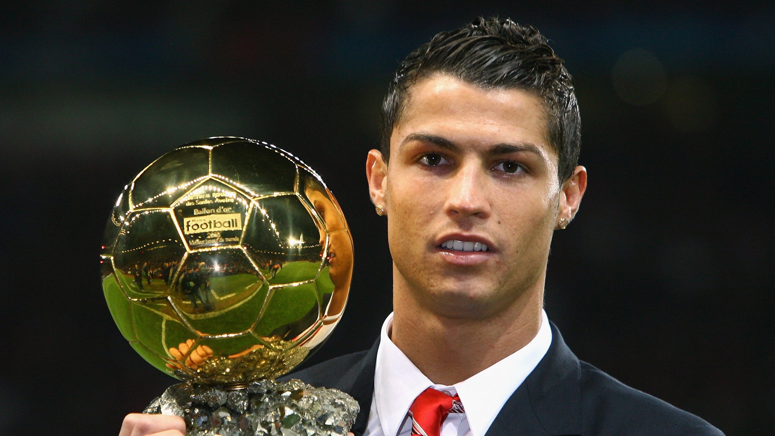 世界杯之夜,乔治一锤定音,巨星价值照亮美加墨